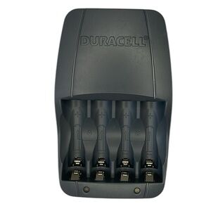 Duracell Rechargeable NiMH Model CEF14NC Class 2 Battery Recharger. Wall plug in